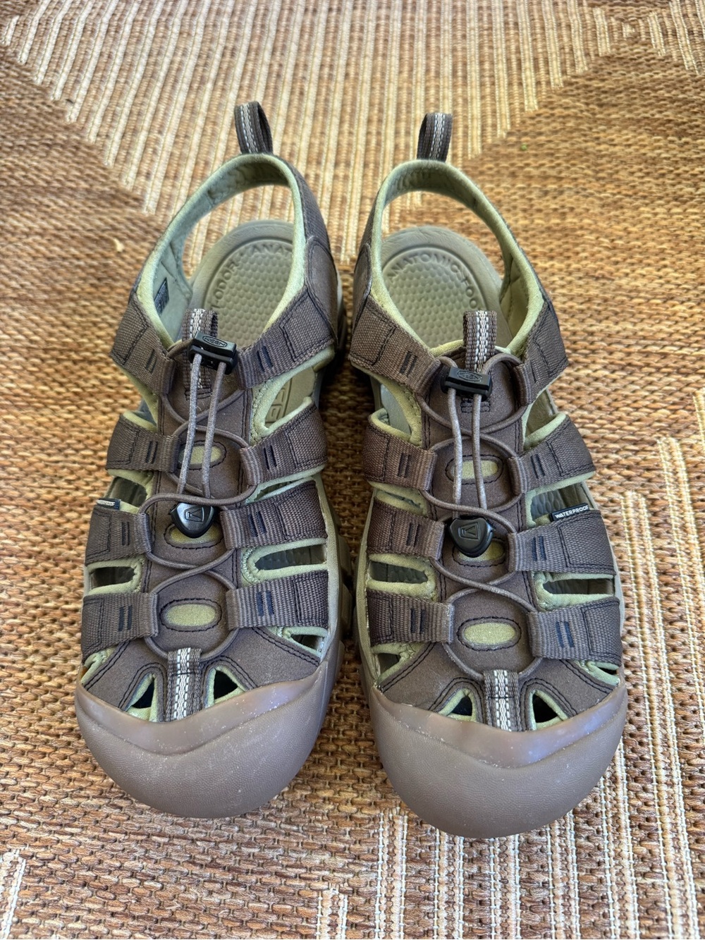 KEEN Men's Newport H2 Waterproof Hiking Sandals Brown Size 12